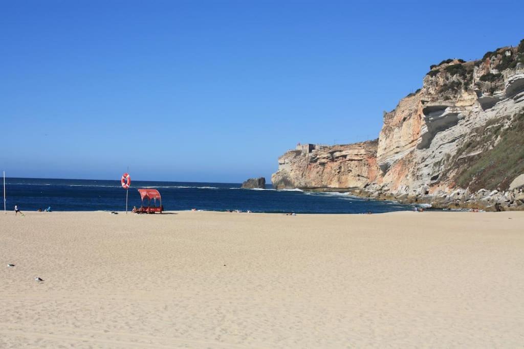 The Green Gate Patio House Nazaré Exterior photo
