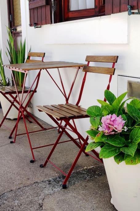 The Green Gate Patio House Nazaré Exterior photo